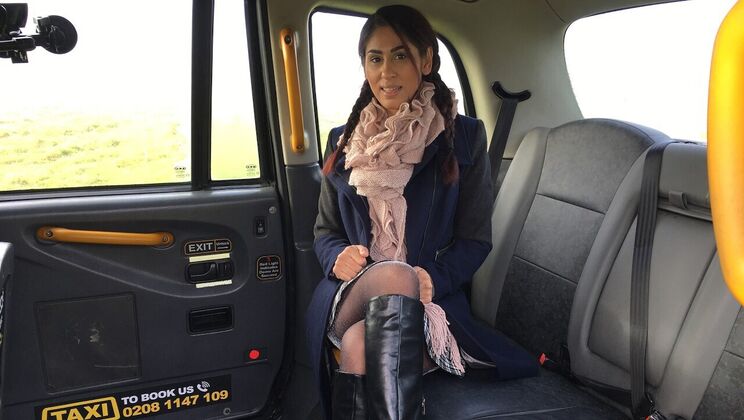 [FakeTaxi] - British babe gives great deepthroat - John - Sahara Knite